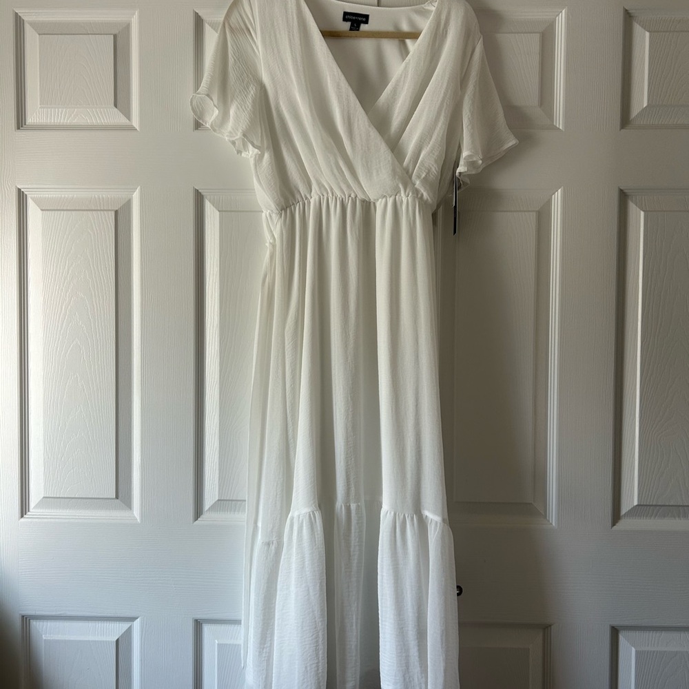 Chic White Maxi Dress